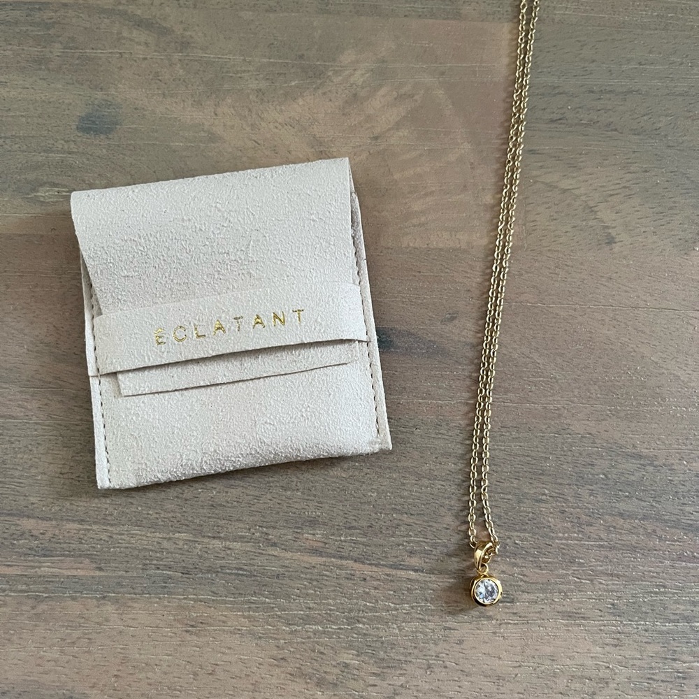 Eclatant Diamond Necklace